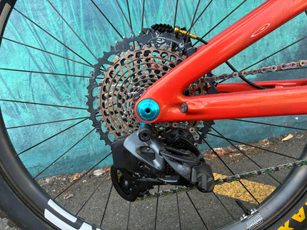 Consignment Yeti SB140 Large