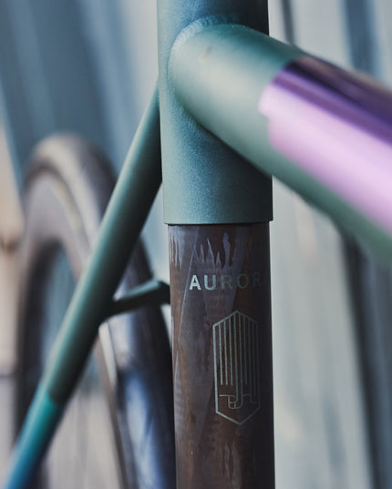 No.22 Aurora Charcoal Green Cerakote | Green-Blue Anodized 54cm