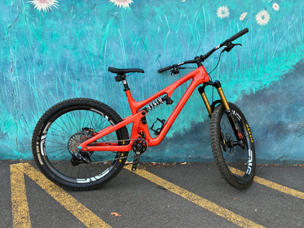 Consignment Yeti SB140 Large