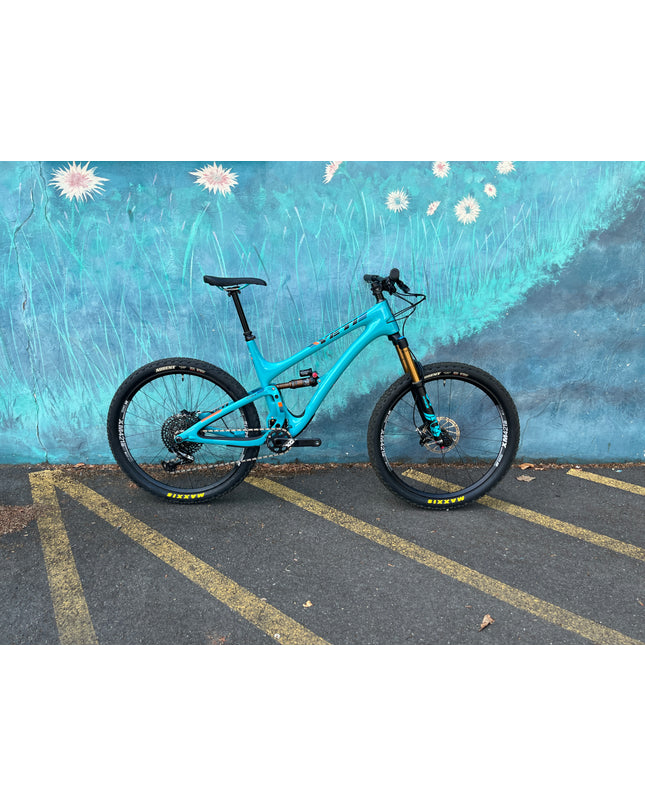 Consignment Yeti SB5 Carbon 27.5" Large