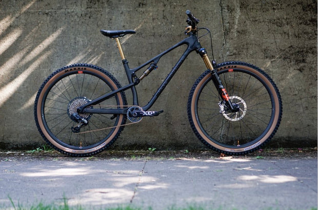 <strong>Rocky Mountain </strong>