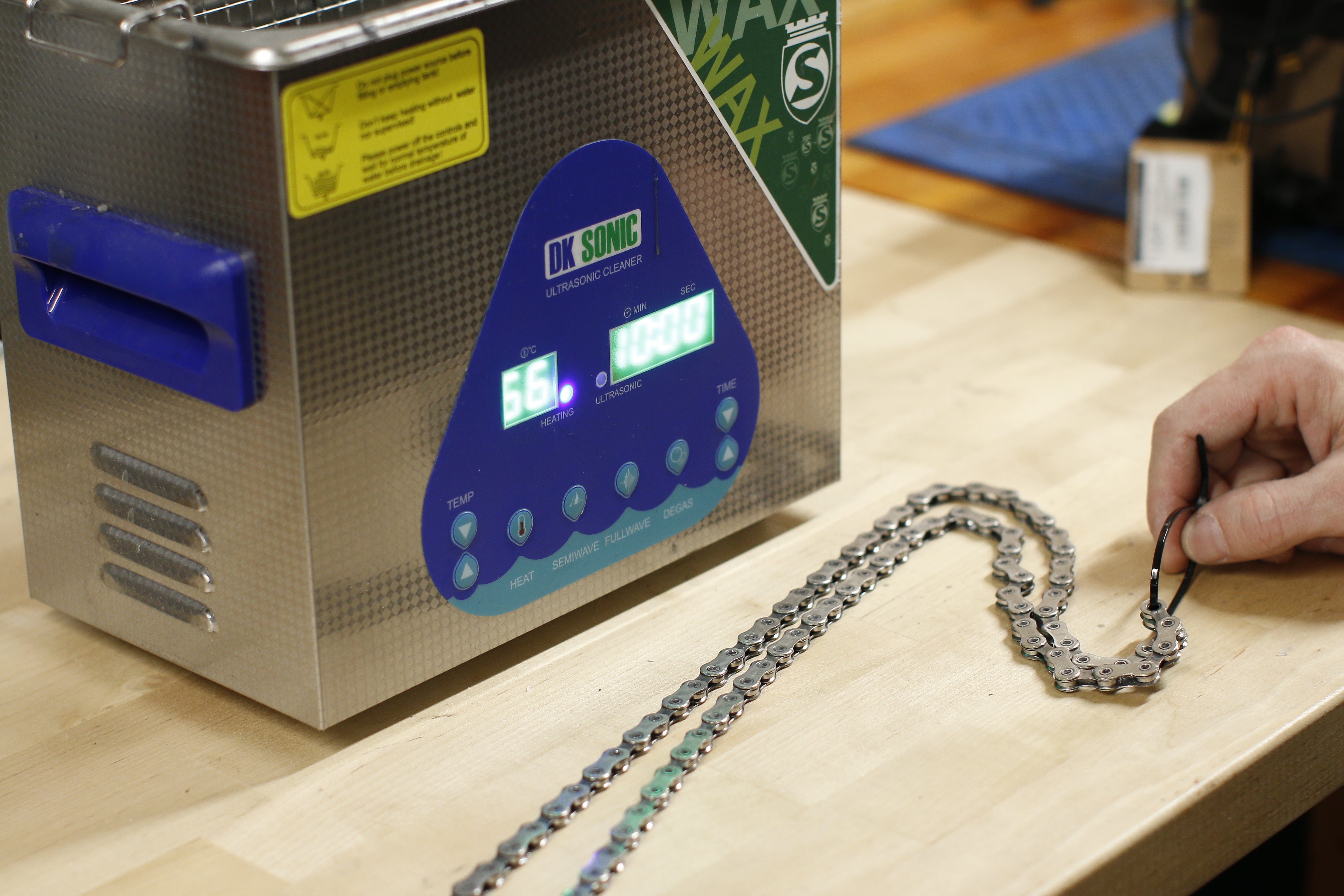 Chain Waxing Services | Immersive Hot Wax | Portland, Oregon