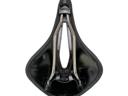 Zeta Ultima 165mm Saddle