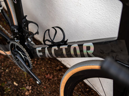 Consignment  Factor Ostro VAM  Raw Carbon/Chrome Sram Red D1 61cm