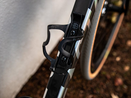 Consignment  Factor Ostro VAM  Raw Carbon/Chrome Sram Red D1 61cm