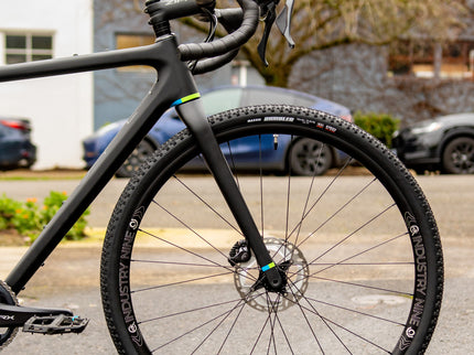 Open Upper Medium Black GRX 1x12