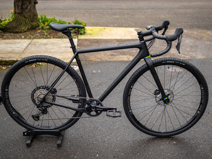 Open Upper Medium Black GRX 1x12