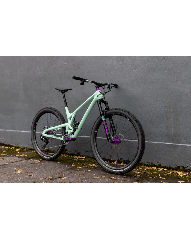 Evil Following SID XX T-Type Chris King Special Medium – Cyclepath PDX Evil Following SID XX T-Type Chris King Special Medium – Cyclepath PDX